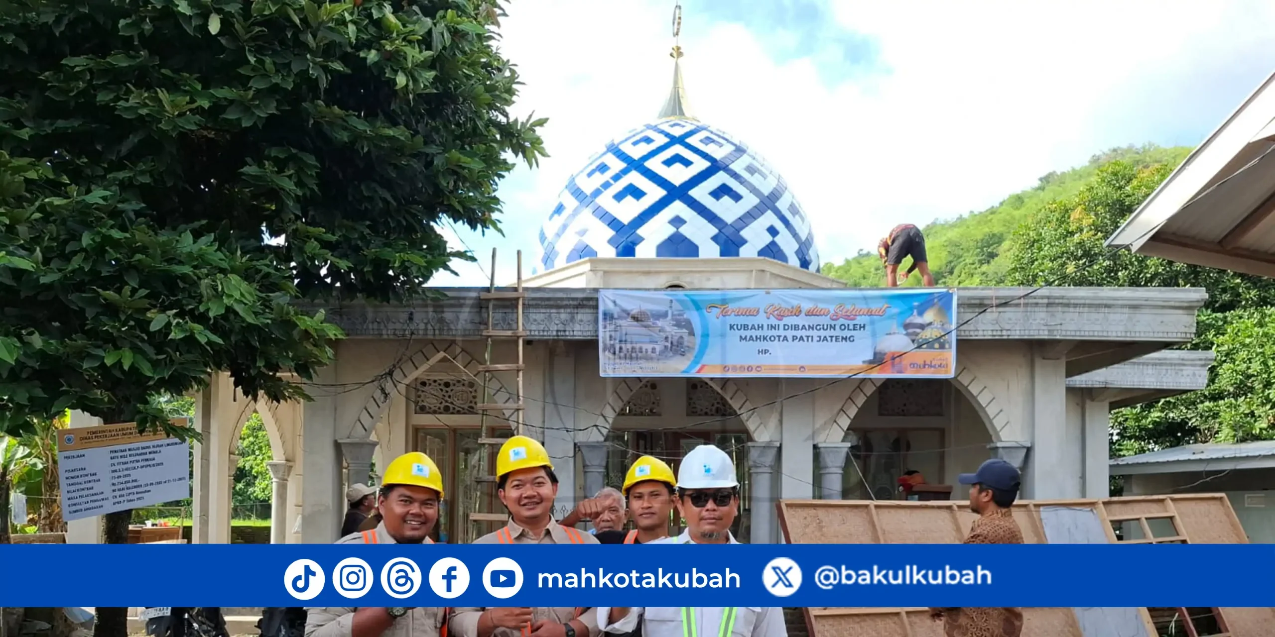 pemasangan kubah enamel galvalume Menala Taliwang-net