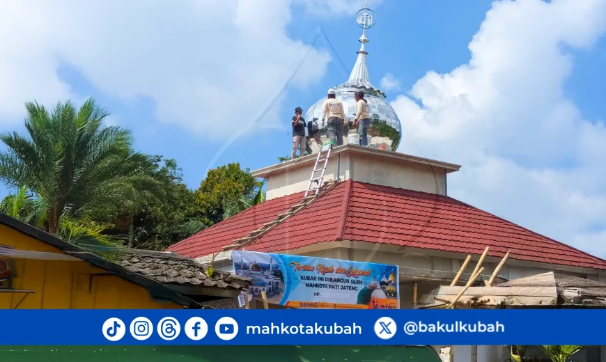 pemasangan kubah stainless satu bola sikur lombok timur_net