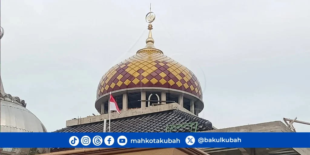 pemasangan kubah enamel Masjid Annur Desa prapag kidul Kec Losari Kab Brebes Jateng Kubah diameter 5m_net