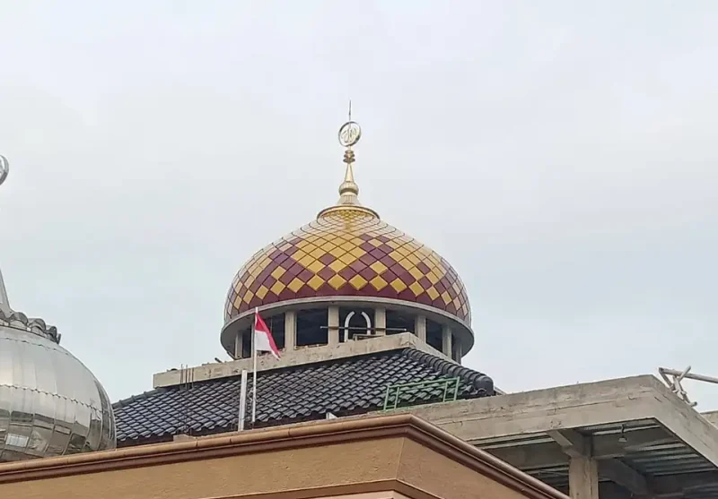 thum_pemasangan kubah enamel Masjid Annur Desa prapag kidul Kec Losari Kab Brebes Jateng Kubah diameter 5m_net