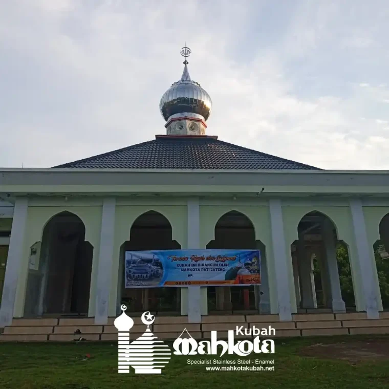 thumb_pemasangan kubah stainless diameter 3m di Meunasah Gampong Mancang pidie aceh_net