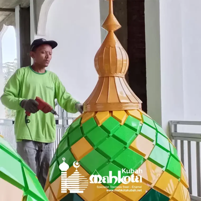 thumb_pemasangan di masjid jami' Al Falah desa sritabaang kec. Bolano kab. Parigi Moutong Sulteng_net