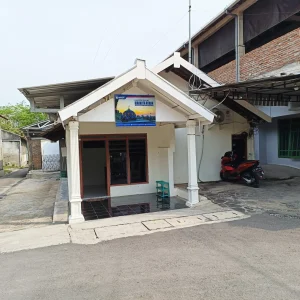 Contacts Mahkota Kubah 01